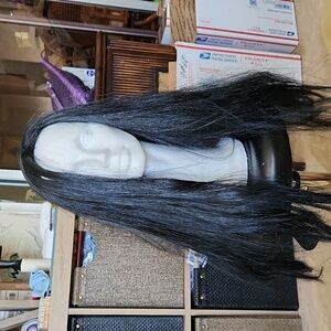 Black wig 24 in long